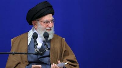  فیلم کامل بیانات رهبر انقلاب دیدار دست‌اندرکاران برگزاری گردهمایی بین‌المللی بزرگداشت آیت‌الله میرزا محمّدحسین نائینی