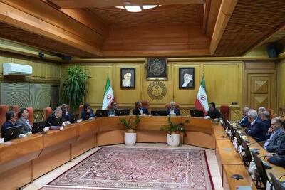  وزیر کشور: همراهی و همدلی ارکان نظام، راهکار حل مشکلات کشور است