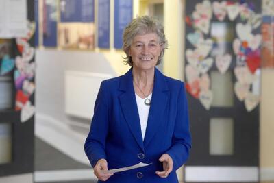  سیاست جهان بر مدار زنان/ حضور سه رهبر زن در نپال، ژاپن و ایرلند معادلات قدرت را تغییر خواهد داد | اقتصاد24