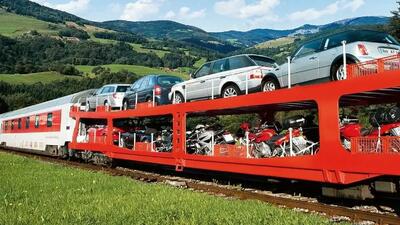  امکان واردات خودرو با قطار فراهم شد
