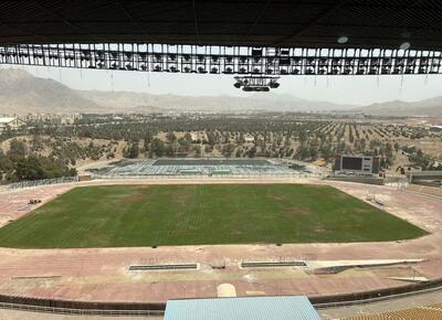  چمن ورزشگاه تختی تهران تعویض می‌شود