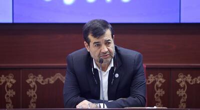  احمد دنیامالی: ورزشکاران با دو توئیت قهرمان مردم نمی‌شوند