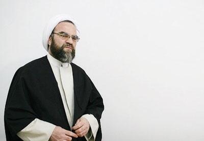  غرویان: تندرو‌ها روابط ما را با دنیا تیره‌وتار می‌کنند