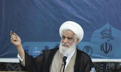  تعرض به رهبری، جنگ علنی با اسلام است