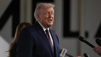  ترامپ: نمی‌توانیم برنامه‌مان درمورد ایران را به اعراب بگوییم / برنامه این است که ایران با ما در حال صحبت است و خواهیم دید آیا می‌توانیم کاری انجام دهیم؛ در غیر این صورت خواهیم دید چه اتفاقی می‌افتد