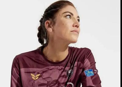  جنجالی‌ترین دروازه‌بان تاریخ فوتبال برگشت