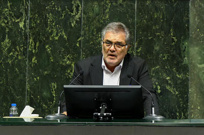  نماینده مشکین‌شهر: تک‌نرخی شدن ارز می‌تواند جلوی رانت‌ را بگیرد