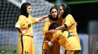  خاتون بم بر بام فوتبال زنان ایران