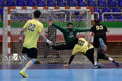  لیگ برتر هندبال| آغاز هفته سیزدهم با نبرد تیم‌های صدرنشین و قعرنشین/ استقلال در اندیشه تداوم صدرنشینی، مس به دنبال پایان خوش در اصفهان - پارس فوتبال