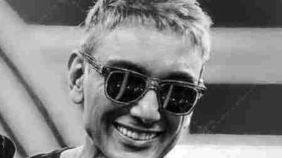  دانلود آهنگ شادمهر عقیلی  /  به نام خونه پر از عطر تو دلم همش پیش توهه / دیسکاور