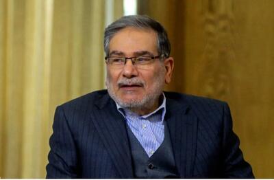  شمخانی: حوادث دی‌ماه یک برنامه‌ریزی حساب‌شده و ناشی از دخالت بیگانگان بود/ شاهد انسجام ملی هستیم/ بزرگترین دلیل معضلات ما ناشی از دخالت‌هایی است که از کودتای ۱۳۳۲ شروع شد