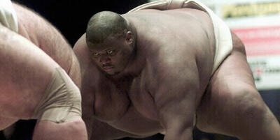  آشنایی با امانوئل یاربورو، سنگین‌وزن‌ترین ورزشکار گینس؛ از وزن 319 کیلوگرمی تا کشتی سومو، MMA و بالیوود