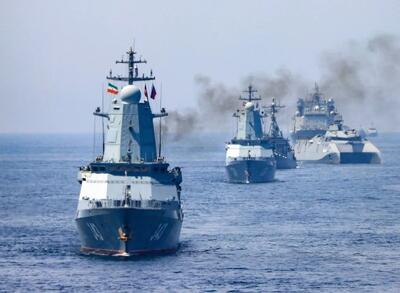  تمرین بستن تنگۀ هرمز در رزمایش سپاه