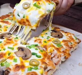  طرز تهیه پیتزا خانگی سه سوته / بدون خمیر مایه، آرد، تخم مرغ و بدون ورز دادن !