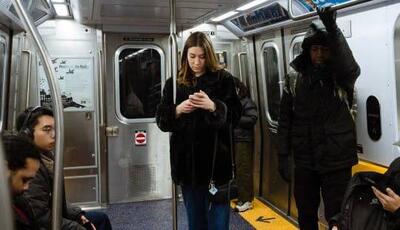 چرا نسل زد به بازار سرمایه پناه برده است؟