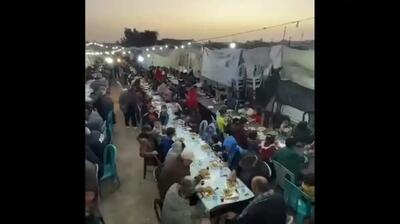  سفره افطار آوارگان فلسطینی وسط خرابی‌های غزه