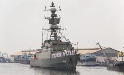  پهلوگیری ناوشکن ایرانی دنا در بنادر اقیانوس هند