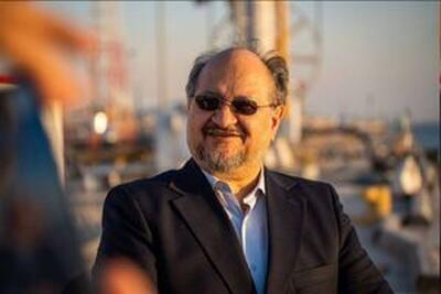  تشریح راهبردهای هلدینگ خلیج فارس در تامین خوراک و برق پایدار