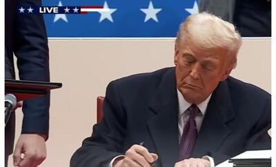  واکنش فرانسه و آلمان به افزایش ۱۵درصدی تعرفه‌ها توسط ترامپ