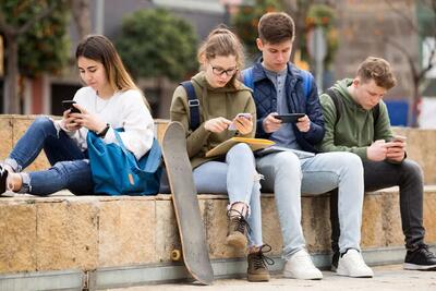  اضطراب پنهان در گوشی؛ چرا موبایل همیشه استرس‌زاست؟