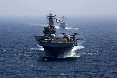  فاکس نیوز تصویر تازه از حضور دریایی آمریکا منتشر کرد + عکس