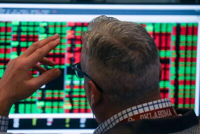  شکاف بی‌سابقه نوسان در وال‌استریت؛ آرامش فریبنده شاخص‌ها