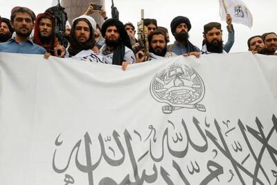  طالبان: در زمان مناسب به حملات پاکستان پاسخ می‌دهیم