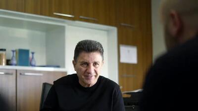  قلعه نویی: موهایم را رنگ می کنم تا جوان بمانم