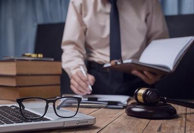  نحوه محاسبه عیدی و سنوات ۱۴۰۴ چطور است؟