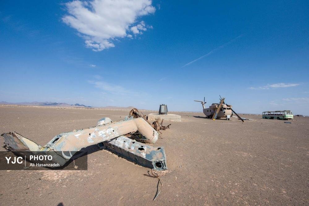 شکست پنجه عقاب در صحرای طبس