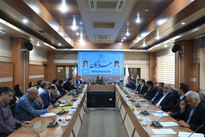 تأکید استاندار هرمزگان بر هوشمندسازی نظارت‌ها بر پروژه‌های عمرانی