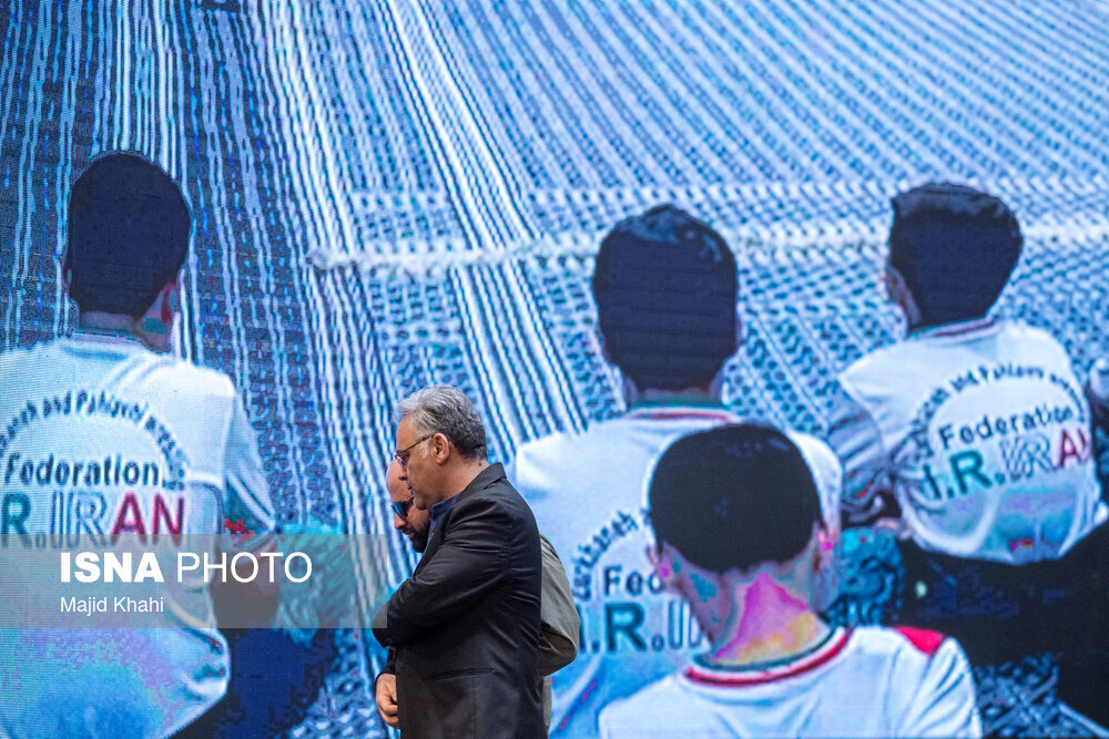 عکس/ آیین تجلیل از مدال‌آوران پارالمپیک با حضور رئیس جمهور