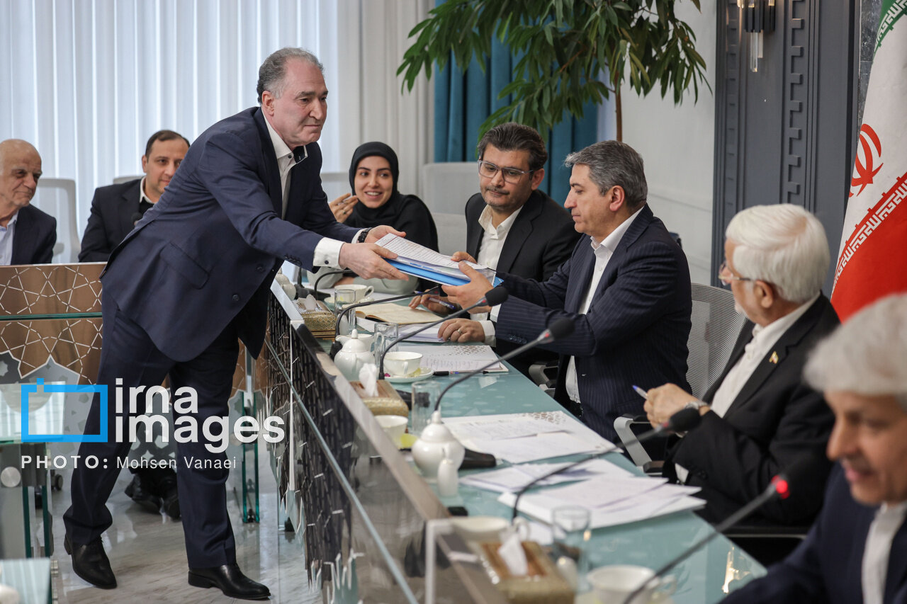 عکس/ جلسه مجمع کارآفرینان با معاون اول رئیس جمهور