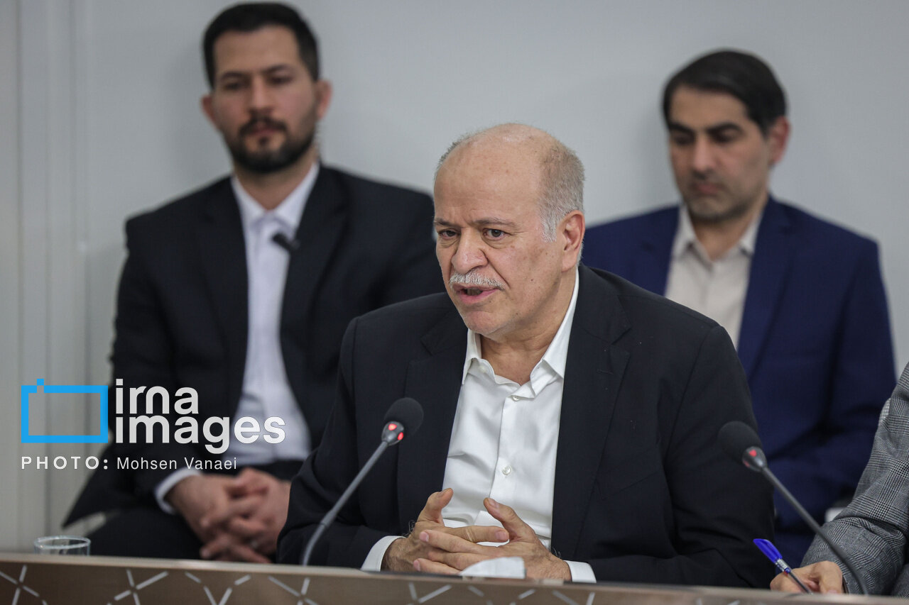 عکس/ جلسه مجمع کارآفرینان با معاون اول رئیس جمهور